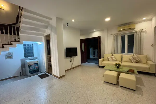 House, 5 спальни