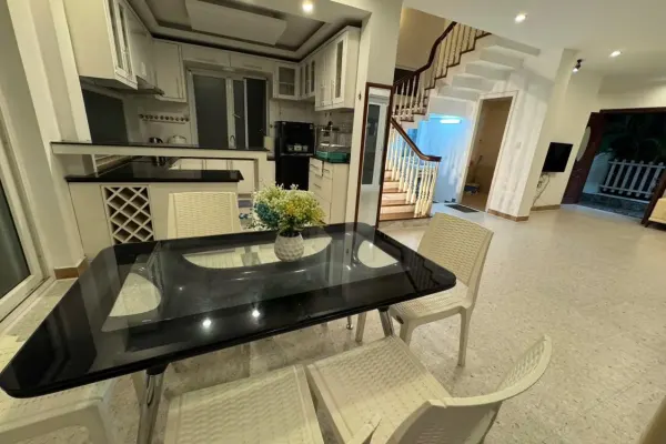 House, 5 спальни 7