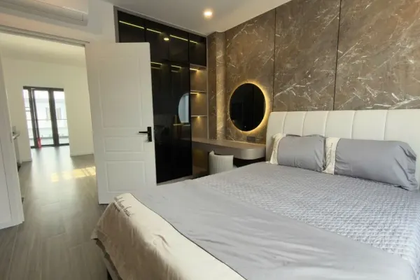 House, 3 спальни, 270.00 м² 8