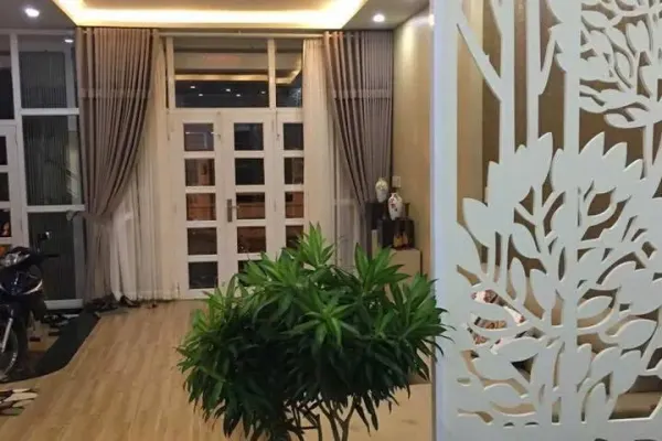Дом, 3 спальни · 230 м² 3