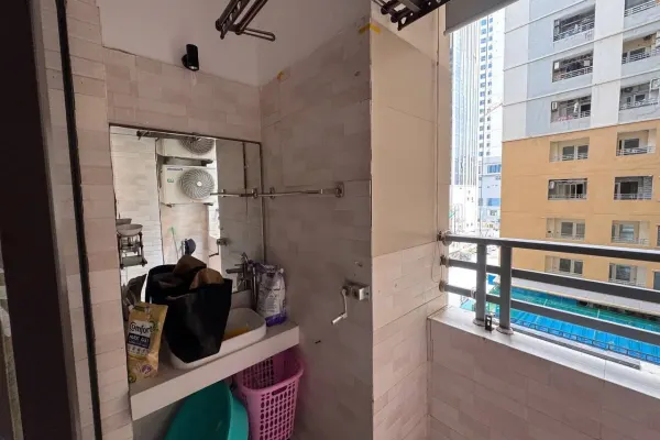 Квартира, 2 спальни · 60 м² 4