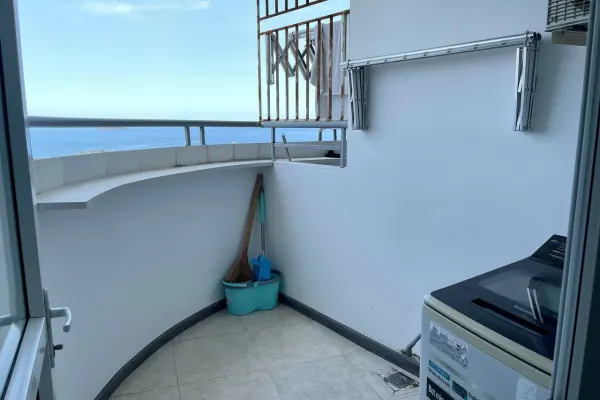 Квартира, 3 спальни · 88 м² 8