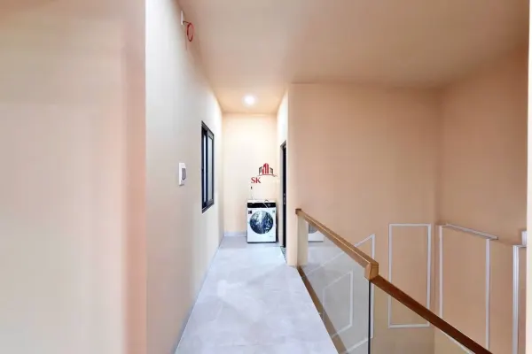 Дом, 5 спален · 300 м² 5