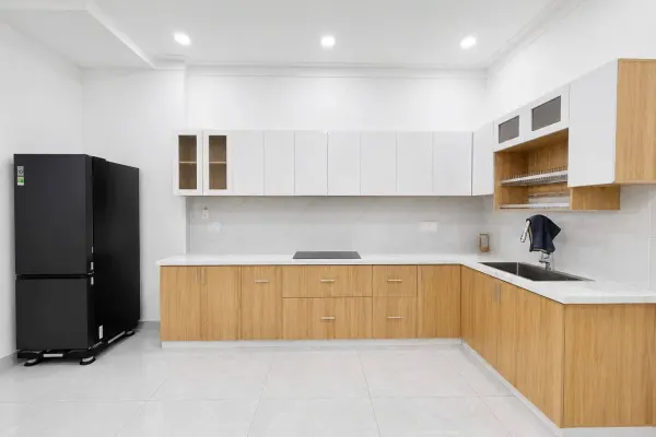 House, 4 спальни, 300.00 м² 4