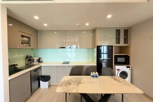 Квартира, 2 спальни · 72 м² 3