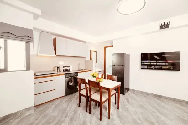 Квартира, 2 спальни · 55 м² 2