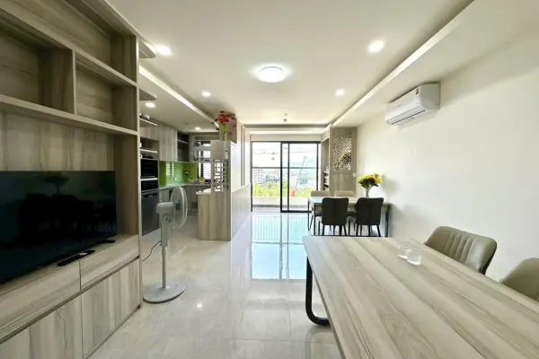 Квартира, 2 спальни · 90 м² 2