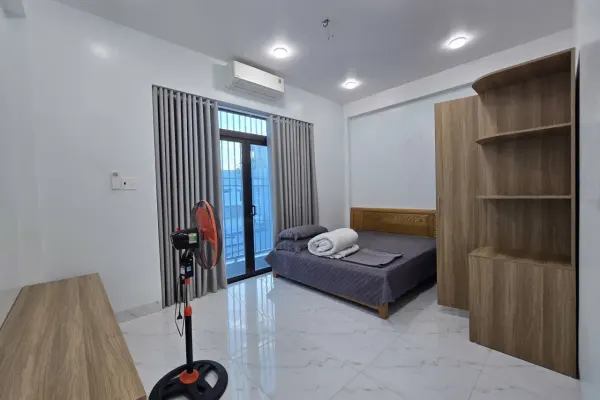 Дом, 4 спальни · 240 м² 5