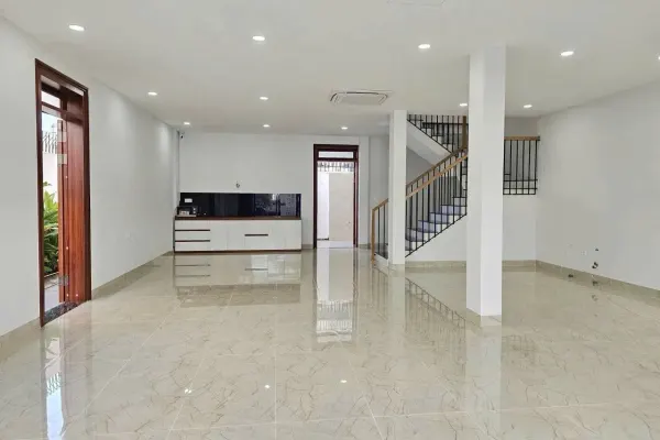 Вилла, 3 спальни · 200 м² 3