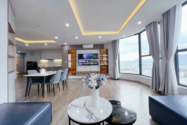 Квартира, 2 спальни · 90 м²