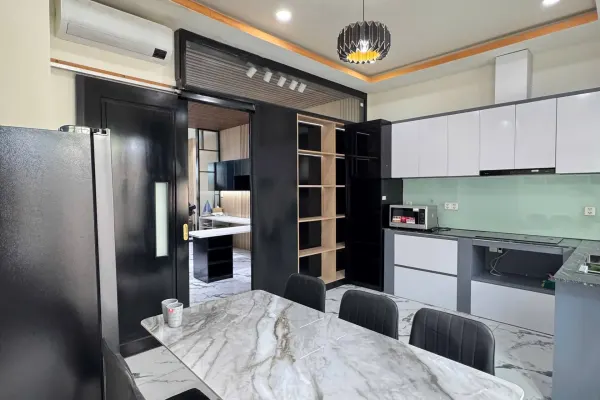Дом, 3 спальни · 270 м² 4