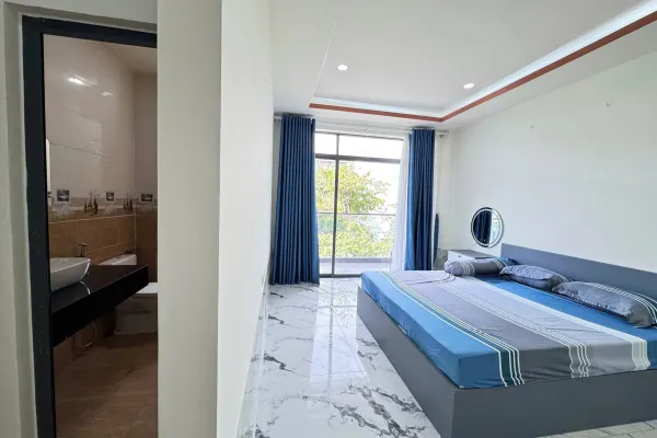 Дом, 3 спальни · 270 м² 8