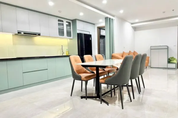 Квартира, 3 спальни · 94 м²