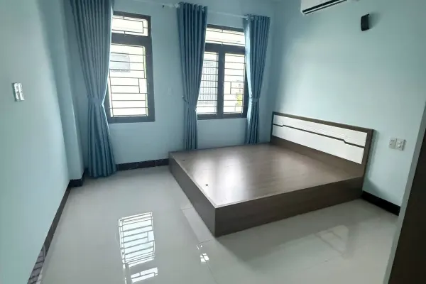 Дом, 5 спален · 100 м² 3