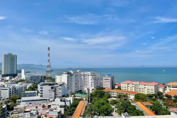 Квартира, 2 спальни · 77 м²