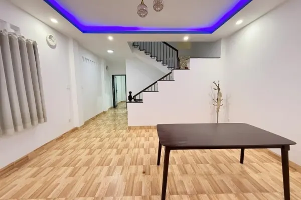 Дом, 4 спальни · 100 м² 6