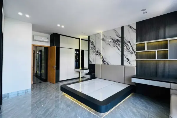 Дом, 3 спальни · 350 м² 6