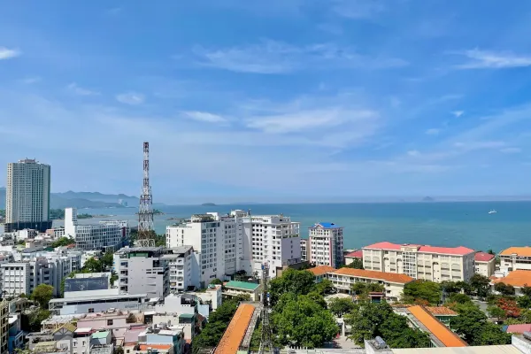 Квартира, 2 спальни · 77 м² 5