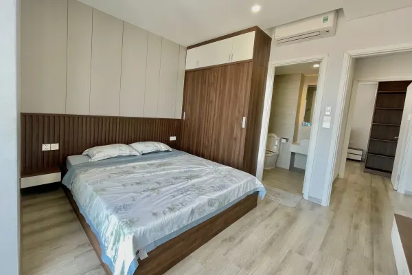Квартира, 2 спальни · 77 м² 9