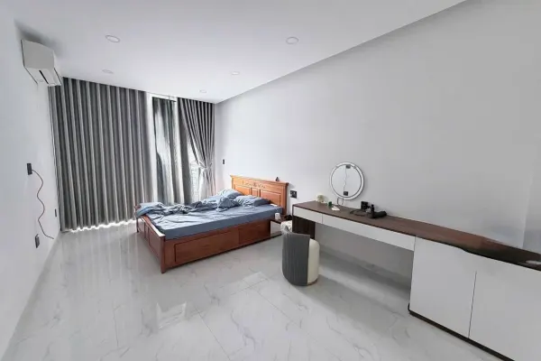 Дом, 3 спальни · 270 м² 5