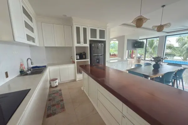 Вилла, 5 спален · 400 м² 2