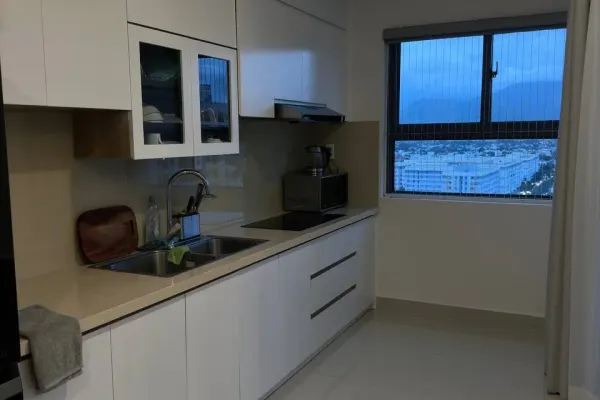 Квартира, 2 спальни · 85 м² 2