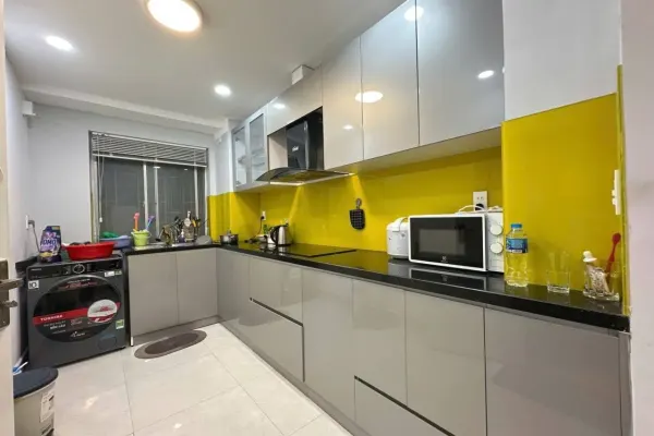 Квартира, 2 спальни · 76 м² 3