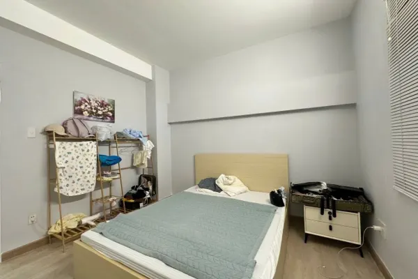 Квартира, 2 спальни · 76 м² 5