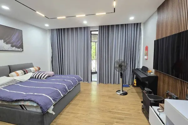 Дом, 5 спален · 100 м² 5