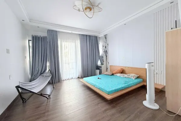 Дом, 4 спальни · 95 м² 3