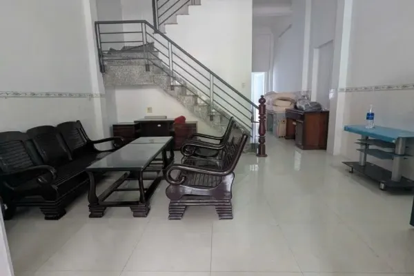 Дом, 3 спальни · 100 м² 2