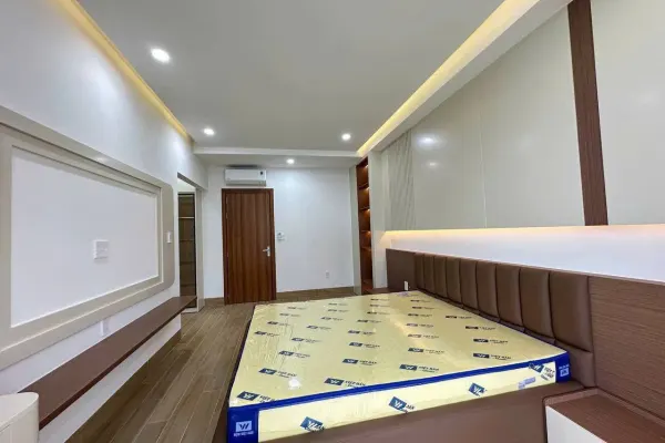 Вилла, 3 спальни · 270 м²