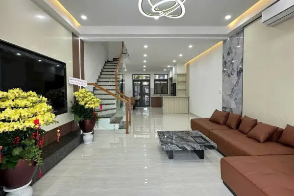 Вилла, 3 спальни · 270 м² 3