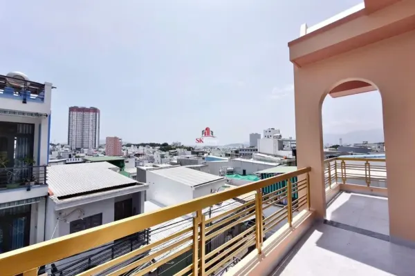 Дом, 5 спален · 300 м² 8