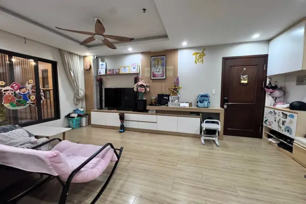 Квартира, 2 спальни · 70 м²