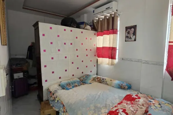 Дом, 3 спальни · 100 м² 4