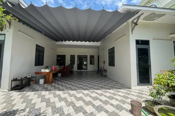 Вилла, 3 спальни · 300 м²