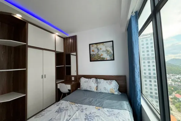 Квартира, 2 спальни · 71 м² 2