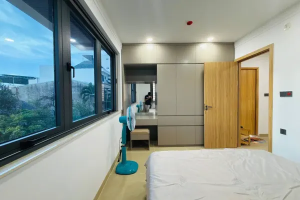 Квартира, 2 спальни · 90 м² 3