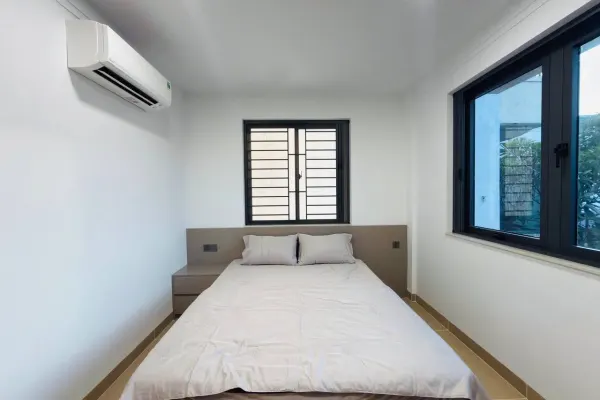 Квартира, 2 спальни · 90 м² 4