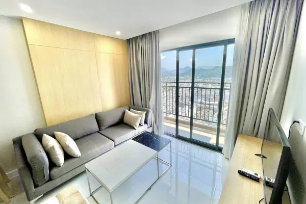 Квартира, 2 спальни · 70 м²
