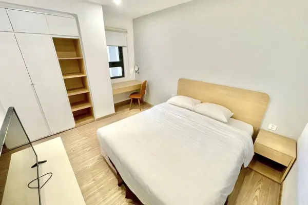 Квартира, 2 спальни · 70 м² 8