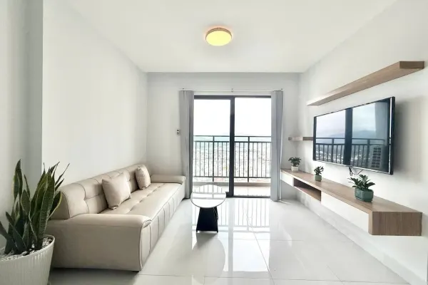 Квартира, 2 спальни · 75 м² 3