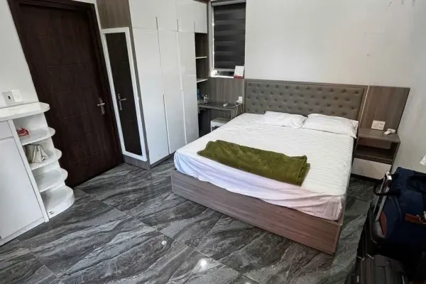 Дом, 3 спальни · 800 м² 3