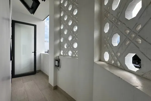 Квартира, 2 спальни · 70 м² 4