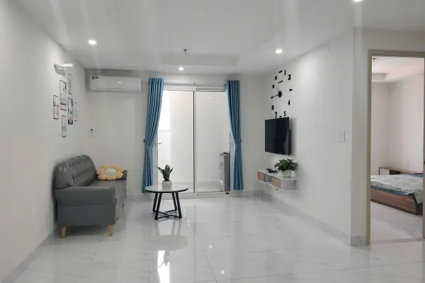 Квартира, 2 спальни · 80 м² 2