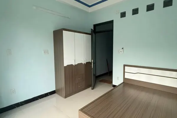 Дом, 5 спален · 100 м² 3