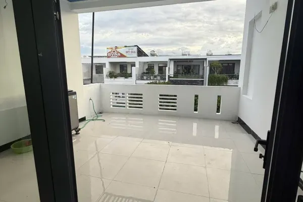Дом, 5 спален · 100 м² 10
