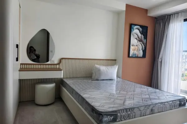 Квартира, 3 спальни · 94 м² 3