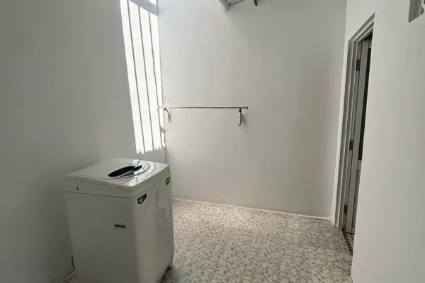 Дом, 4 спальни · 184 м² 8